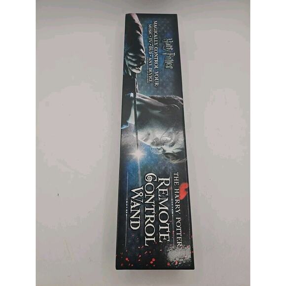 The Noble Collection The Wizarding World Of Harry Potter TV Remote Control Wand - Picture 1 of 5
